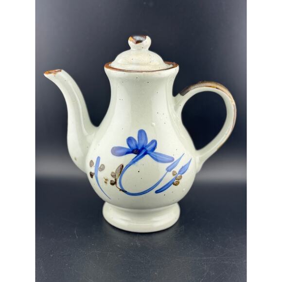 Vintage Mexican Pottery Teapot - Picture 5 of 8